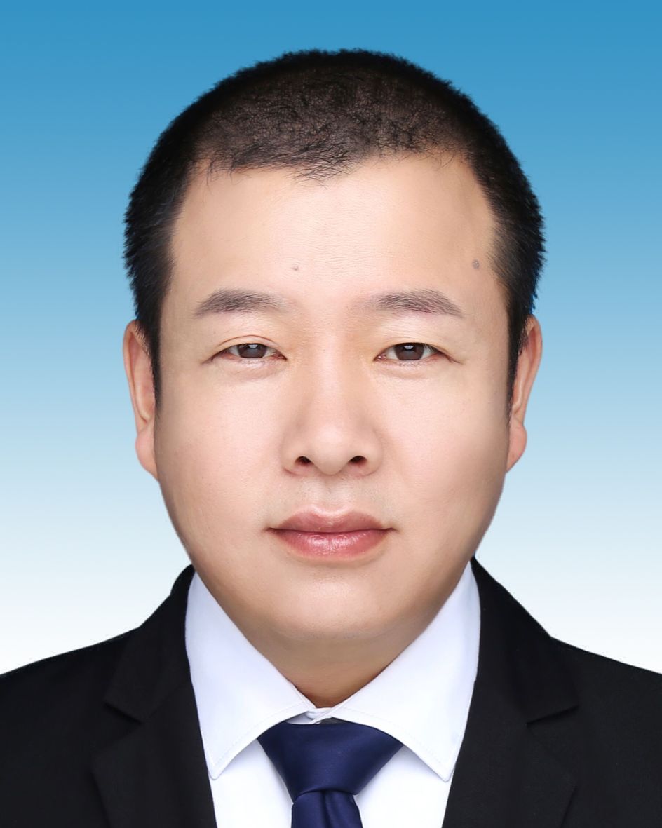 李伟平